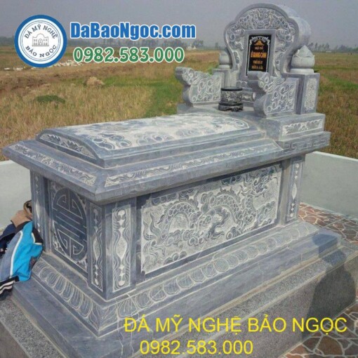 Làm nhà thờ họ cột bằng đá ở Quảng Ninh