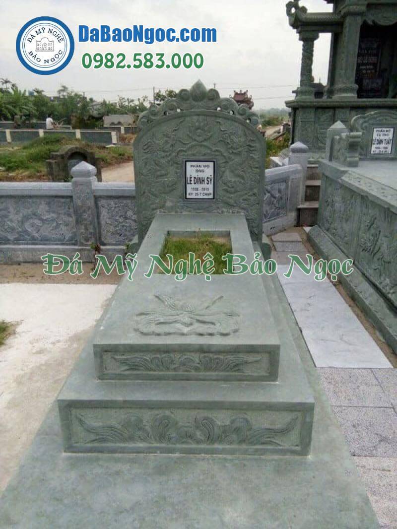 Mẫu xây Mộ đá xanh rêu ở Lâm Đồng rẻ đẹp