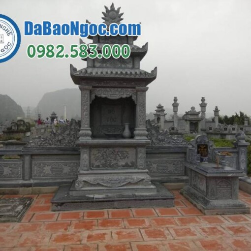 Bàn lễ đá ngoài trời ở Đà Nẵng bằng Đá xanh nguyên khối giá rẻ, mẫu đẹp