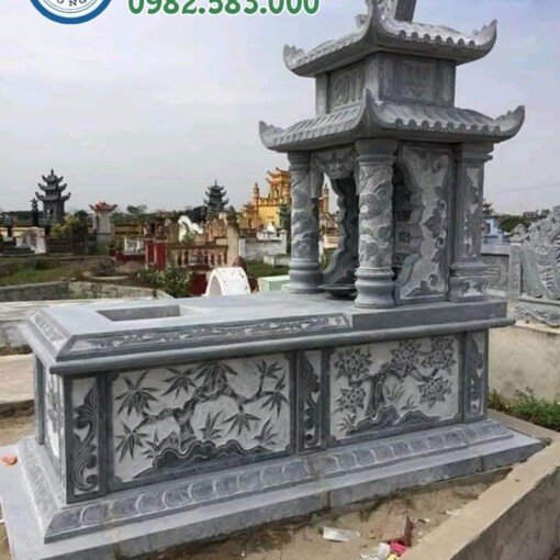 Mẫu Mộ đá 2 mái xanh rêu ở Thanh Hóa