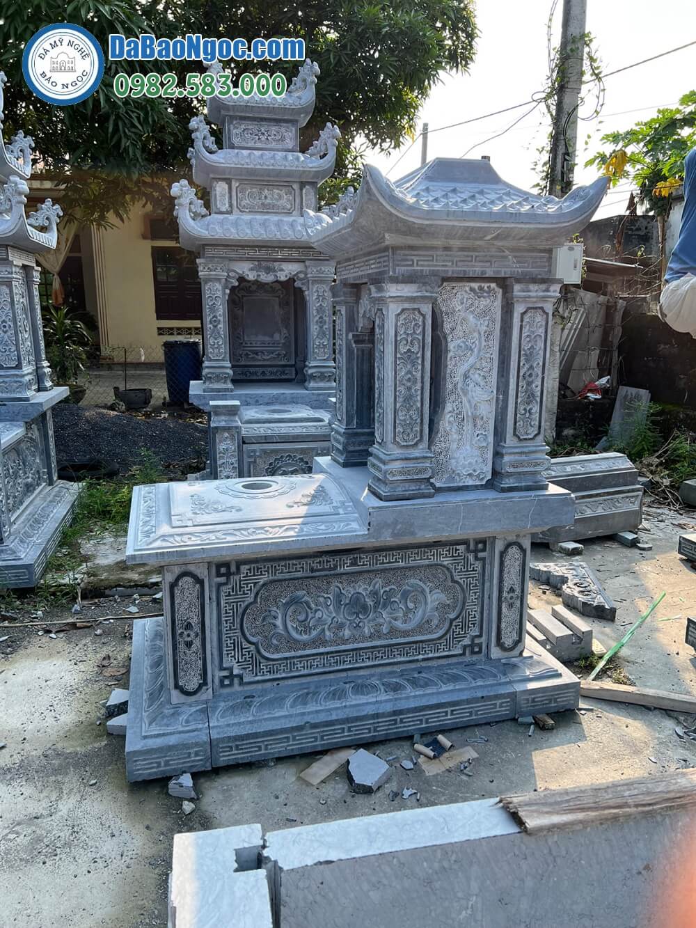 Bán và xây dựng, làm Mộ đá 1 mái ở Đà Nẵng rẻ đẹp 74 mộ đá 1 mái xanh đen ở Phú Thọ